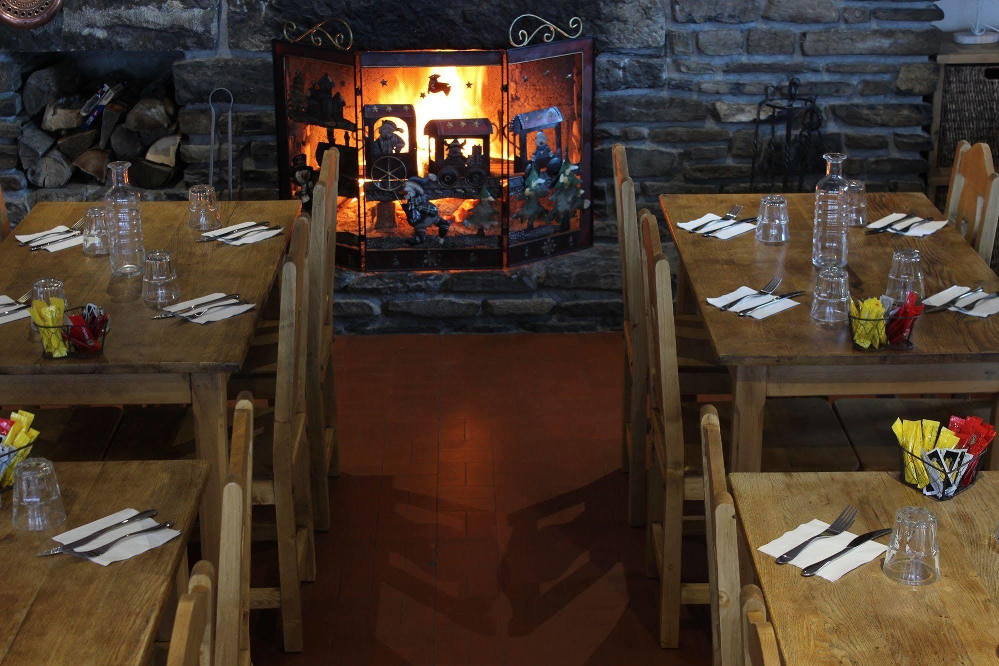 Hotel Restaurant U'Fredy La Clusaz Exterior foto
